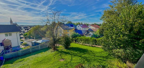 1 - 2 Familienhaus in sonniger Aussichtslage mit großem Gartengrundstück in Sinzheim