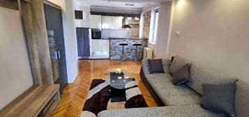 Népkert, Miskolc, ingatlan, kiadó, lakás, 39 m2
