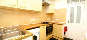 2 bedroom end of terrace house