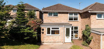 4 bedroom detached house