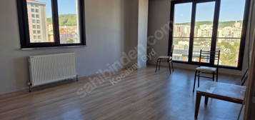 PENDİK VELİBABA 'DA 2+1 105M2 KİRALIK DAİRE