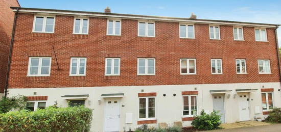 4 bedroom terraced house for sale