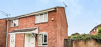 2 bed end terrace house to rent