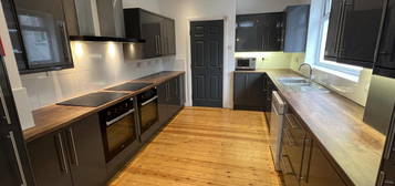 Terraced house to rent in Lombard Grove, Fallowfield, Manchester M14