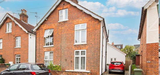 4 bedroom semi-detached house for sale