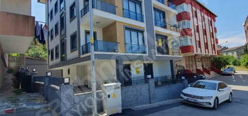 ÜSKÜDAR FERAH MAHALLESİ SATILIK 2+1 DAİRE