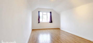 3 bedroom flat to rent