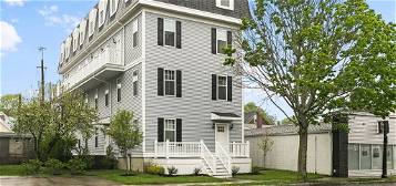 224 Court St #2, New Bedford, MA 02740