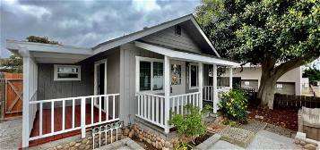 1727 Cable St, San Diego, CA 92107