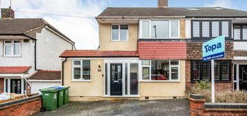 4 bedroom semi-detached house for sale