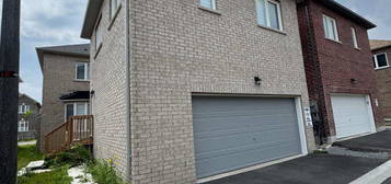 COACH - 8 WATERLEAF ROAD, Markham, Ontario