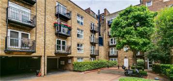 Flat to rent in Melville Place, Essex Road N1