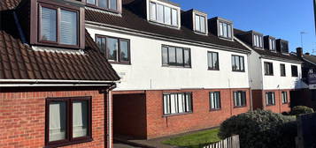 Studio to rent in Sheridan Lodge, 38 Potters Road, Barnet, Hertfordshire EN5