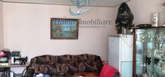 Apartament 3 camere, 2 bai, balcon 8 m, Darmanesti