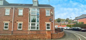 2 bed flat to rent