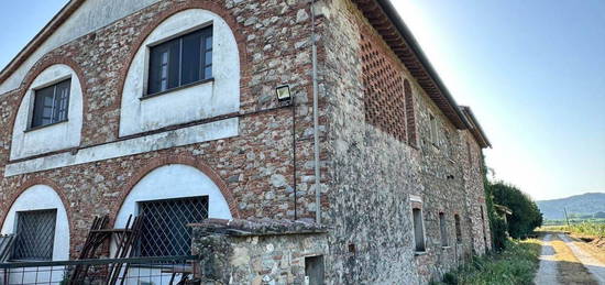 Casale/cascina in vendita a Ripafratta-Molina di Quosa-Rigoli