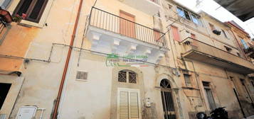 Casa indipendente in vendita in via San Francesco