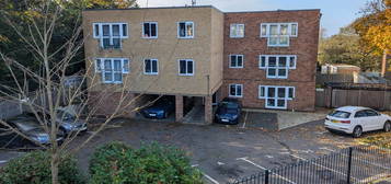 Flat for sale in Breffni Court, Hemel Hempstead HP2