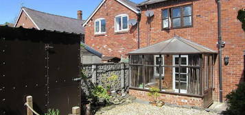 3 bedroom terraced house to rent