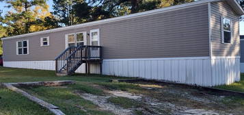 43 Cimarron Dr Unit C052, Spring Lake, NC 28390