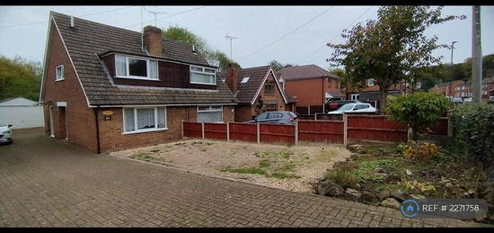 2 bedroom semi-detached house