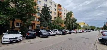 VIVAREAL* VYHĽADÁVANÁ LOKALITA! veľký 3 izb. byt, výmera cca 70 m2, balkón, lokalita Družba,  Trnava