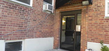 11 Schenck Ave Apt 3C, Great Neck, NY 11021