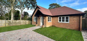 3 bed detached bungalow for sale