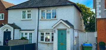 2 bedroom semi-detached house for sale