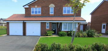 4 bedroom detached house