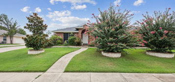 1008 Chisholm Trl, Murphy, TX 75094