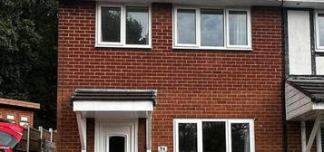 3 bedroom semi-detached house