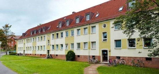 Wer will mich!? Gemütliche 2-Zimmer-Dachgeschosswohnung in Stadtlage