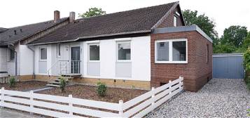 * Modernisierte Doppelhaushälfte in Burgdorf/Weststadt * - mit Teilkeller & Garage