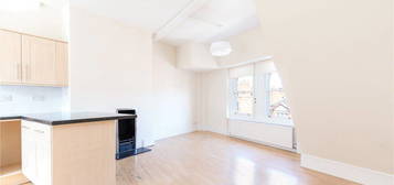 2 bed flat to rent