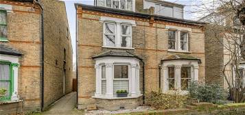 Semi-detached house to rent in Avenue Road, Brentford TW8