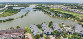 18800 Egret Bay Blvd Apt 1605, Webster, TX 77058