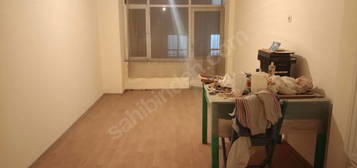 DENİZ'E YAKIN SATILIK 2+1DAİRE