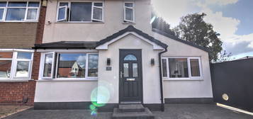 3 bed semi-detached house for sale