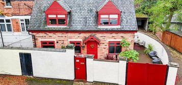 2 bedroom coach house for sale