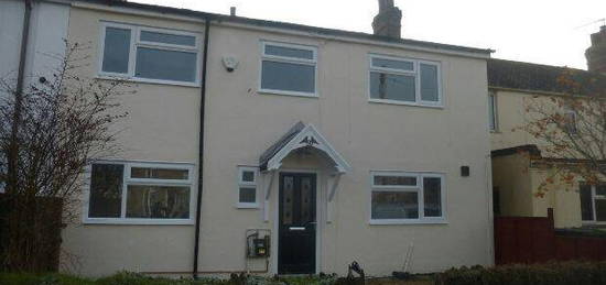 4 bedroom terraced house