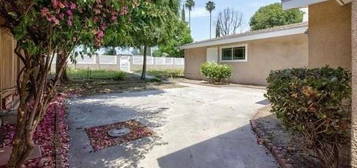 11422 Haskell Ave, Granada Hills, CA 91344