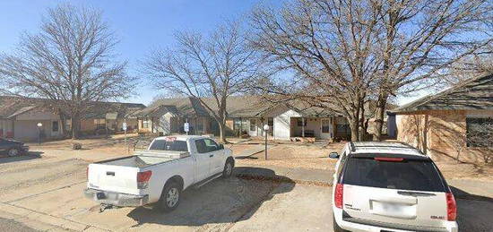 2030 Shawnee Trl, Dalhart, TX 79022