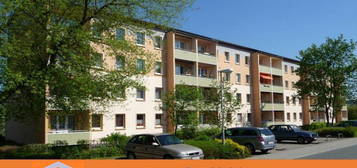 Erstbezug nach Komplettsanierung, 4-Raum-Wohnung in Saalfeld mit Balkon und Stellplatz