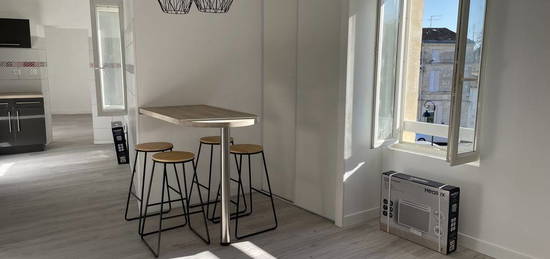 Appartement  à louer, 3 pièces, 1 chambre, 50 m²