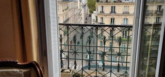 Appartement T3 Paris 13e avec balcon vu panthéon