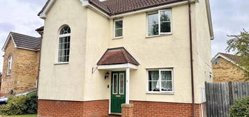 4 bedroom detached house to rent