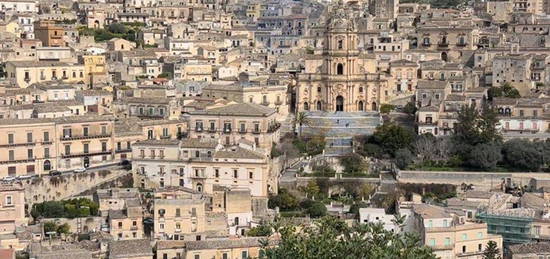 Casa indipendente in vendita in vico Ragusa, 7 -81