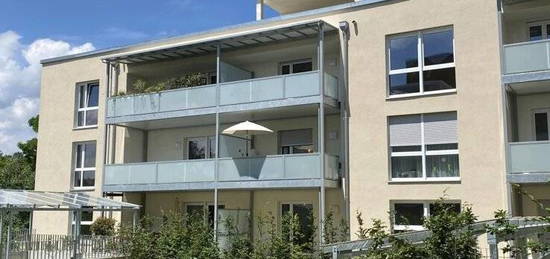 Wohnen mit Neubaukomfort, großem Terrassenbalkon u. 2 Bädern