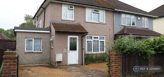 4 bedroom semi-detached house